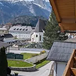 Haus Alpengluehn Apartamento Abtenau