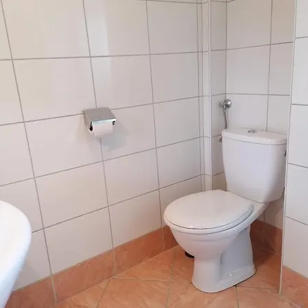 豪斯阿尔盘格伦酒店