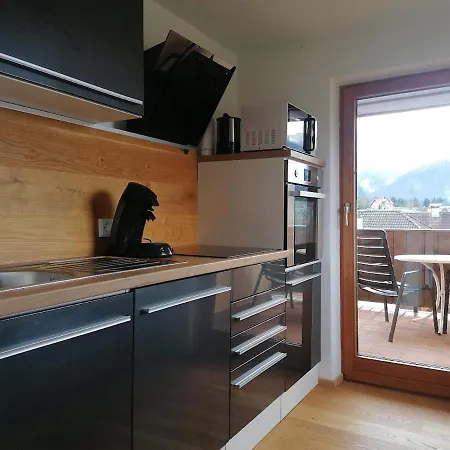Haus Alpengluehn Apartment