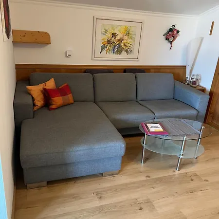 Haus Alpengluehn Apartment
