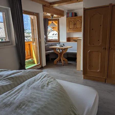 Haus Alpengluehn 아파트